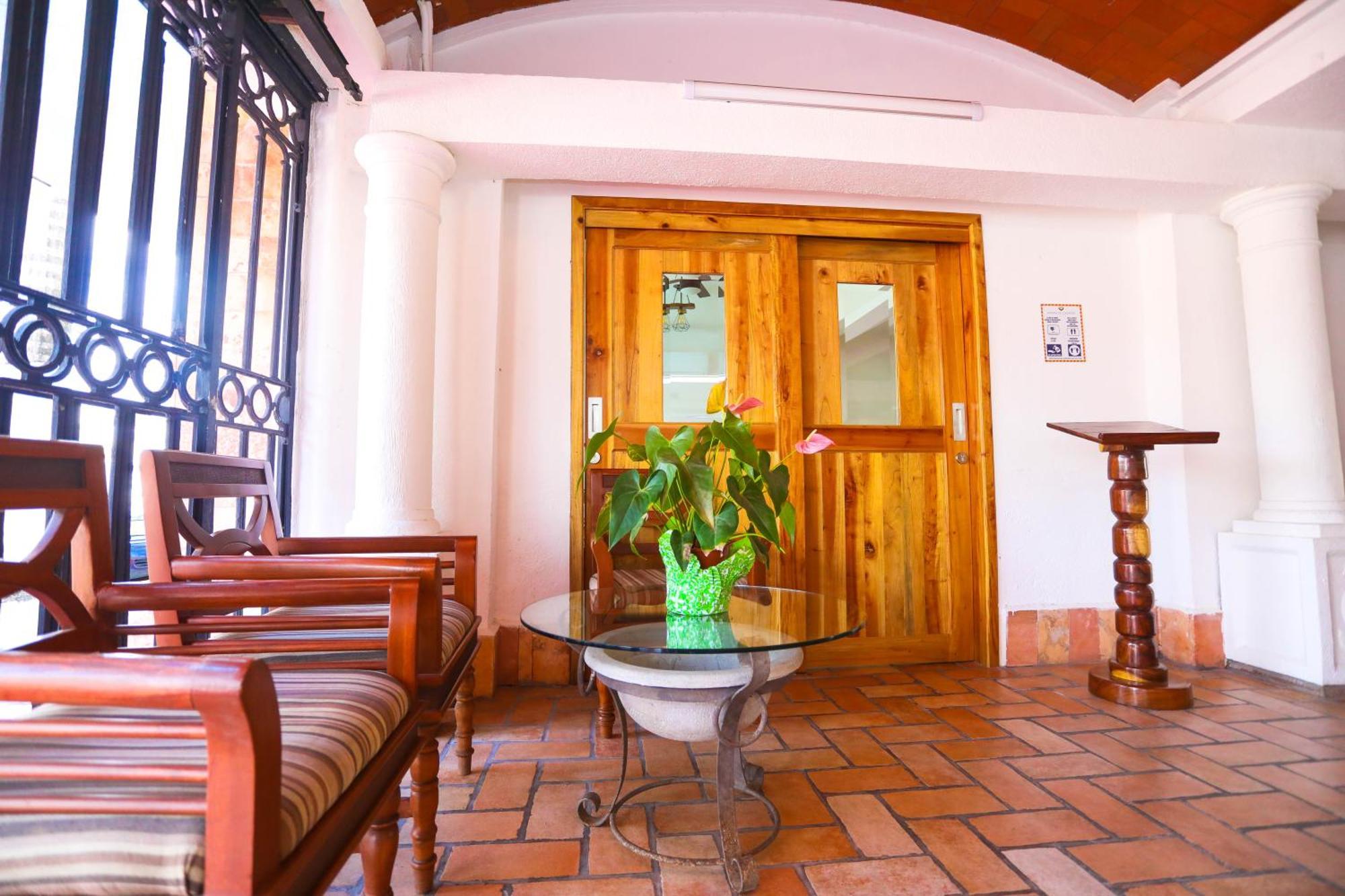 Hotel Maria De Lourdes Cancún Exterior foto