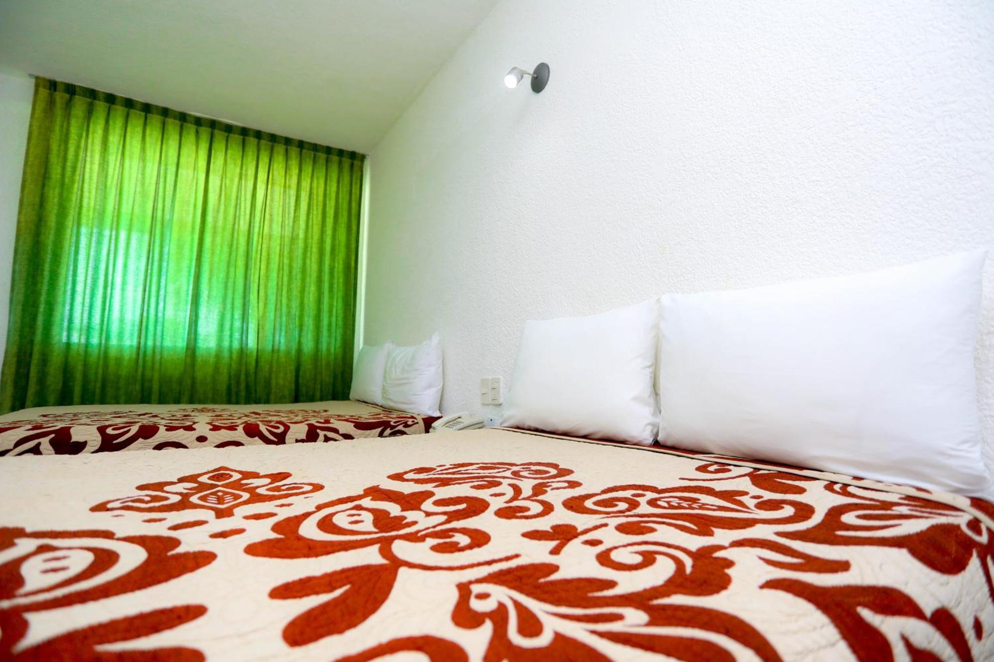 Hotel Maria De Lourdes Cancún Exterior foto